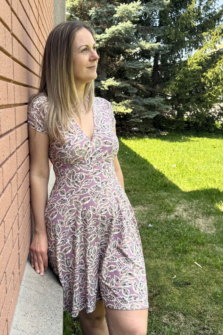 Robe Fiesta - Abstrait fond rose