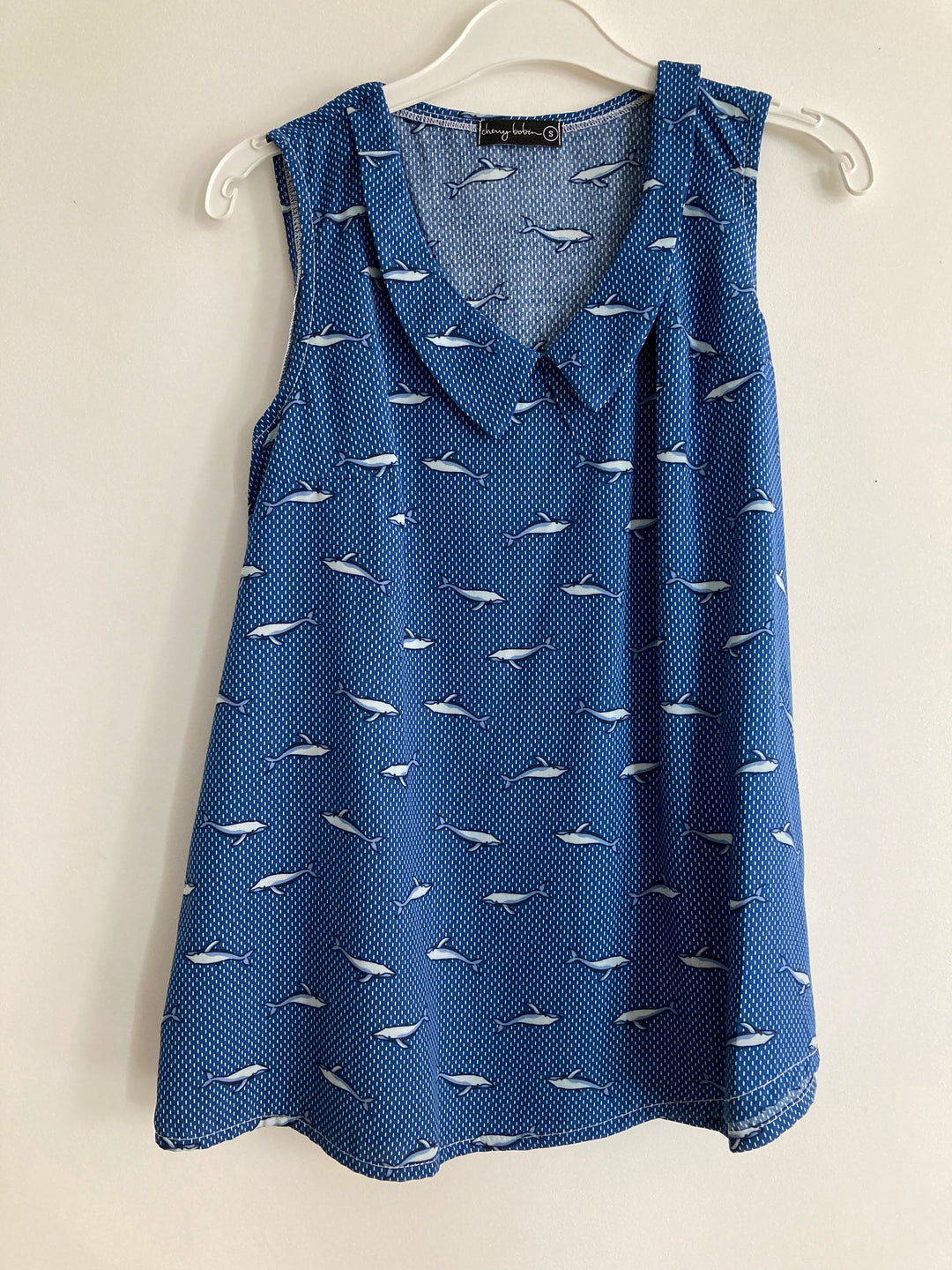 Cami April - Quadrillage fond blanc