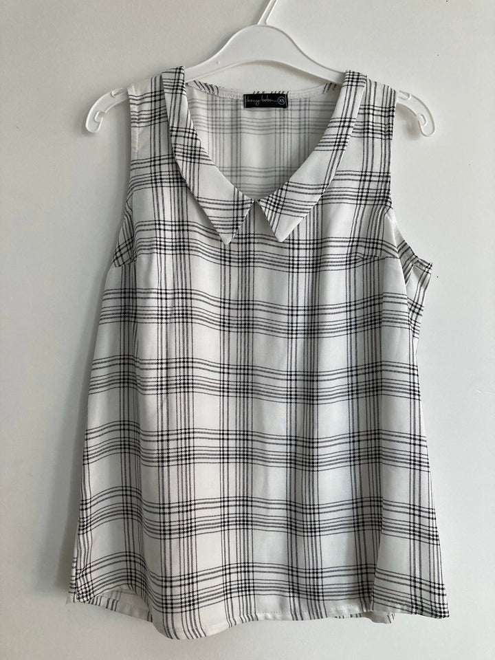 Cami April - Quadrillage fond blanc